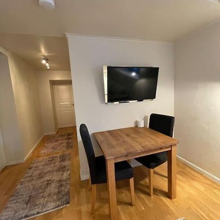 Revtind - Modern Apartment With Free Parking Narvik Esterno foto